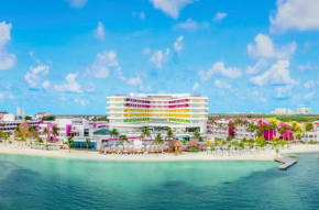 Гостиница Temptation Cancun Resort - All Inclusive - Adults Only  Канку́н 